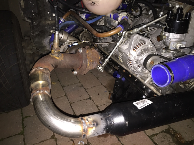 Turbo manifold and rose joint hanger